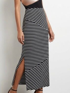 NY Collection Black & White Striped Midi Skirt - Size Petite Large NWT